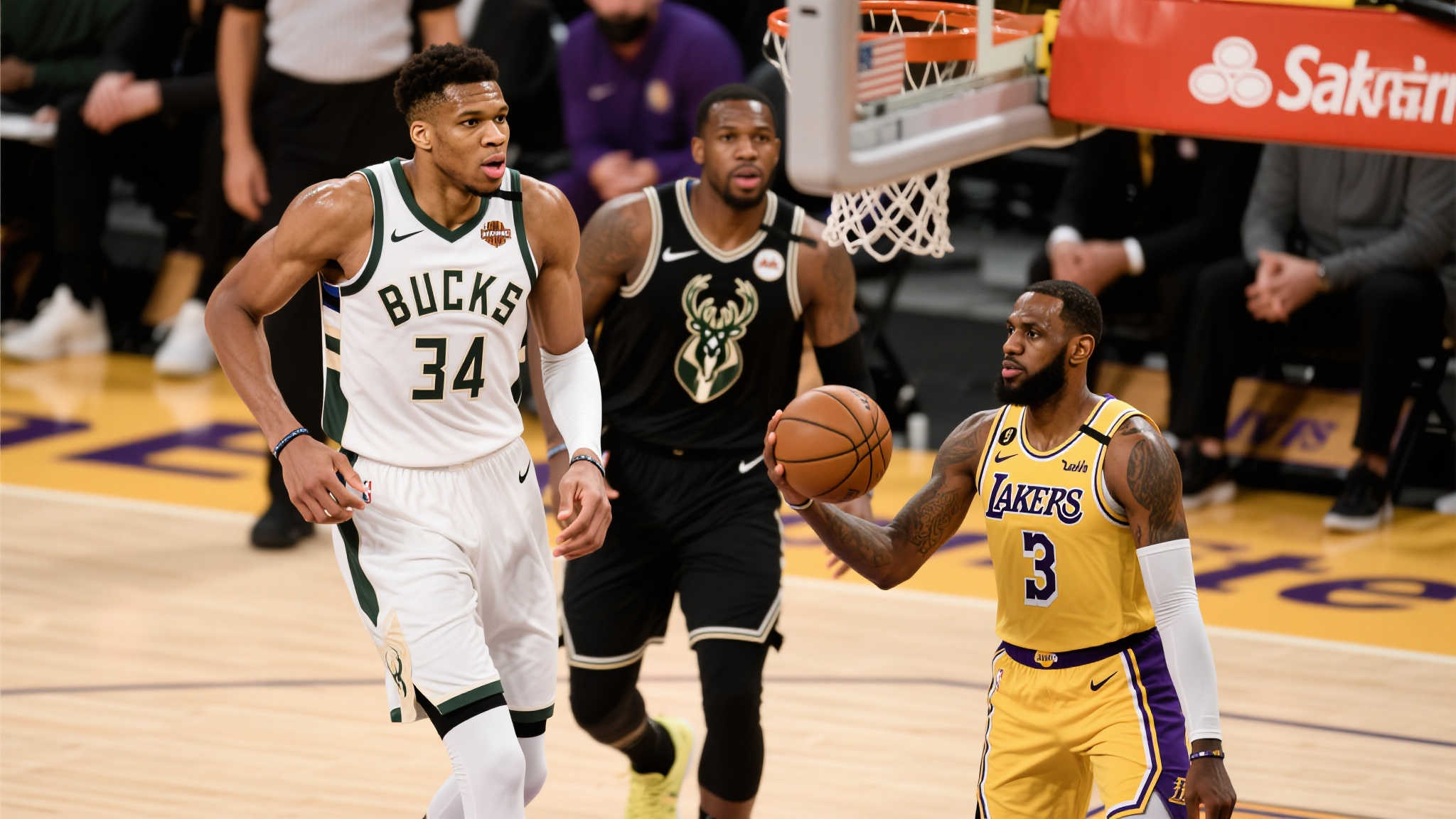 大球:湖人对兰德尔缺乏尊重,队内最佳球员却被局限在抢篮板和挡拆角色 大球:湖人对兰德尔缺乏尊重,队内最佳球员却被局限在抢篮板和挡拆角色